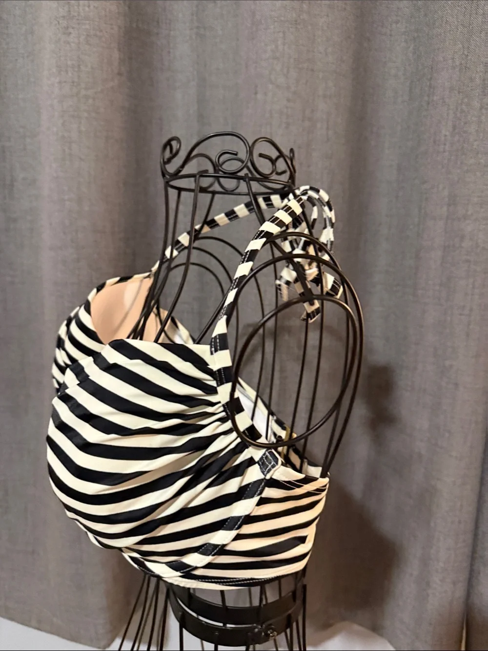 Victoria's Secret Black & White Striped Halter Bikini Top 34 DD